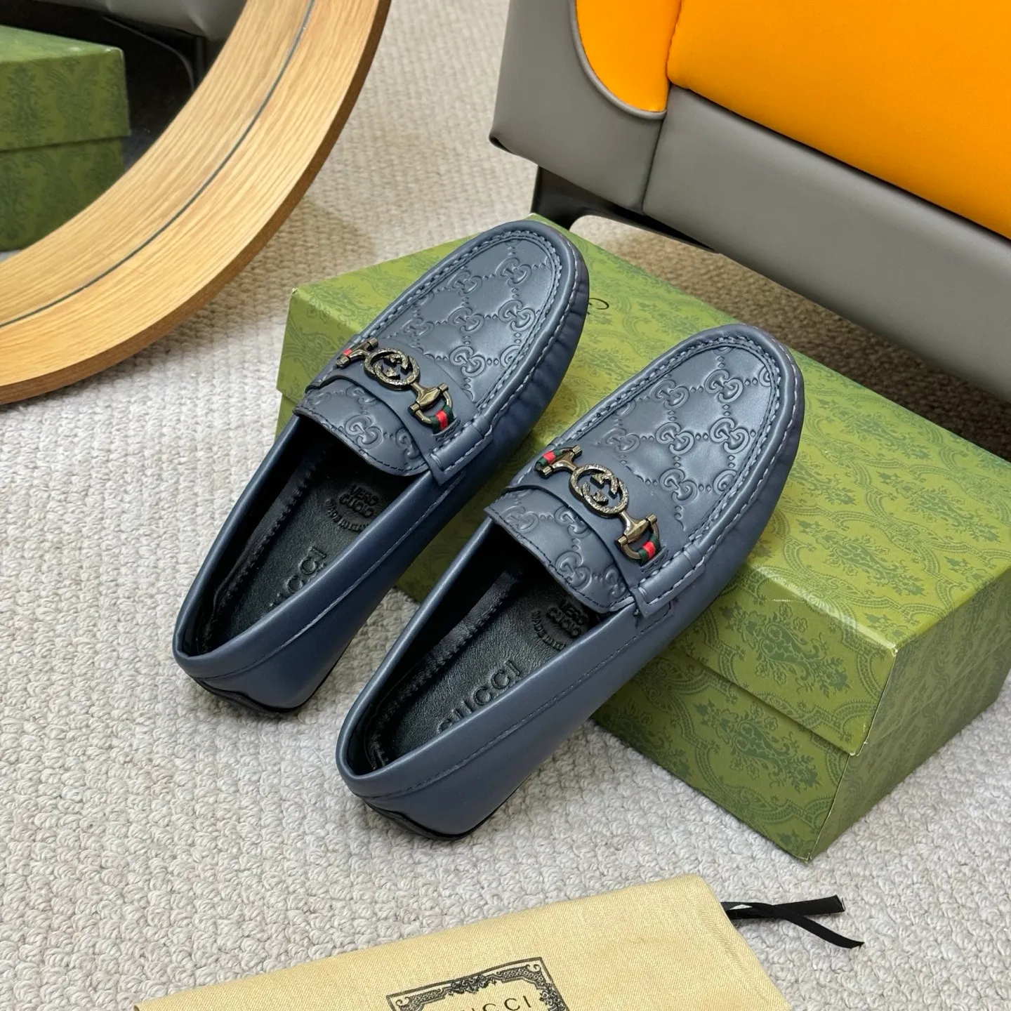 Men's shoes 💰420 (Yangli) Gucci* - the top version of Gucci classic beanie shoes! It is made of imported original cowhide and has a comfortable first layer of sheepskin lining! Original wear-resistant rubber outsole! High quality products! Size 38-46, with shoe dial, cloth bag, card
